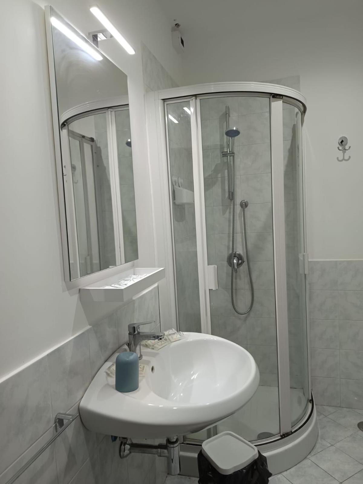 Domus Pisanelli Otel Napoli Dış mekan fotoğraf