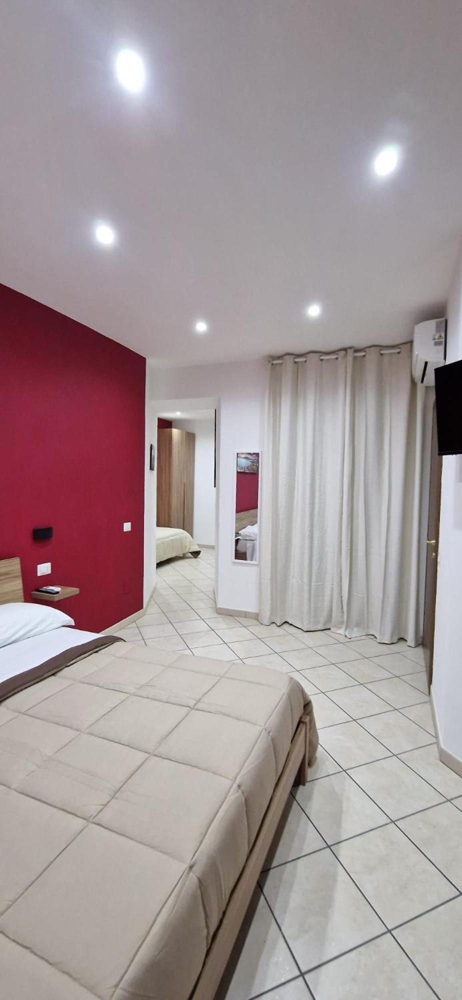 Domus Pisanelli Otel Napoli Dış mekan fotoğraf