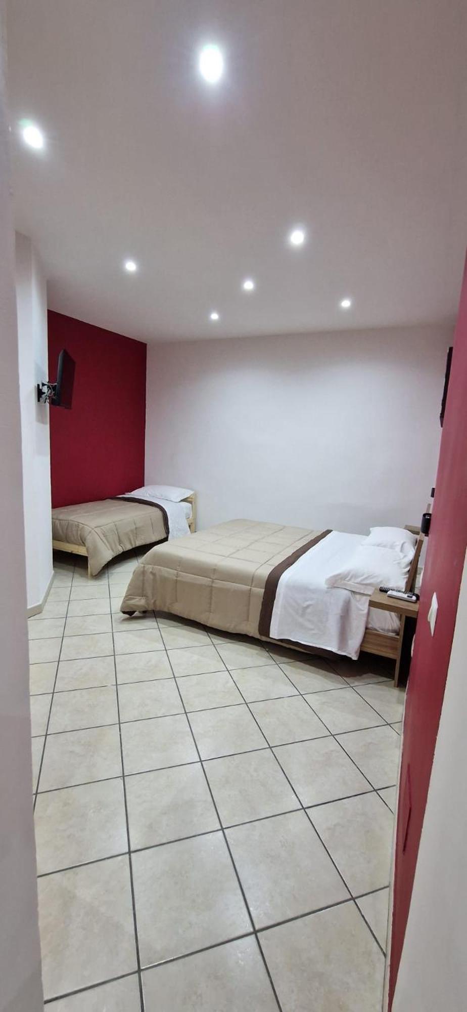 Domus Pisanelli Otel Napoli Dış mekan fotoğraf